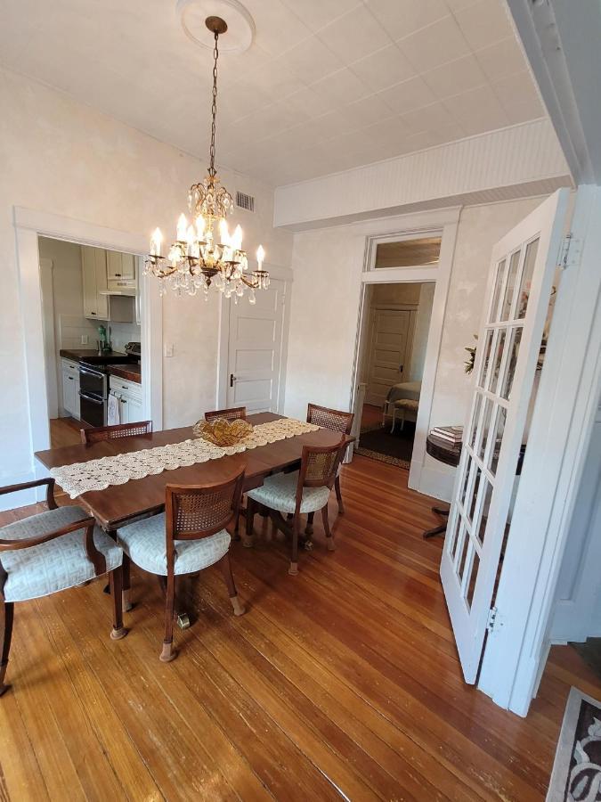 Villa Holland House - Historic And Sophisticated à Alpine Extérieur photo